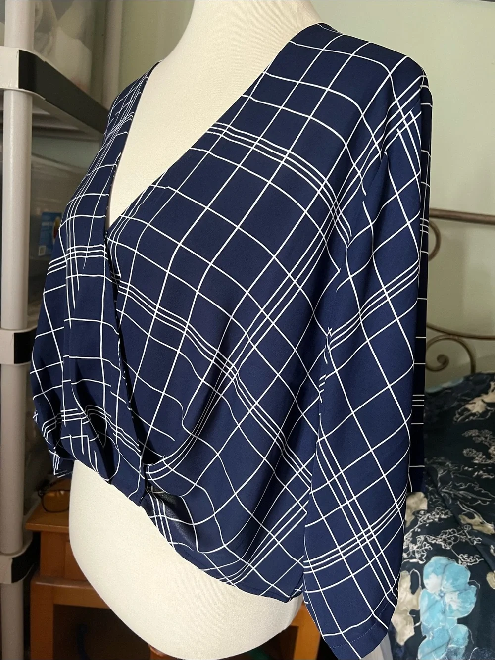 & Harmony Women’s Large Navy Windowpane Faux Wrap Crop Blouse